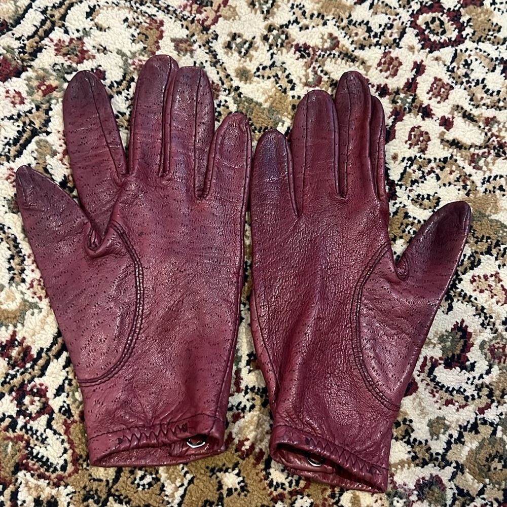 Maroon/Red Leather Gloves - Genuine Leather (small/petite) - Picture 6 of 10